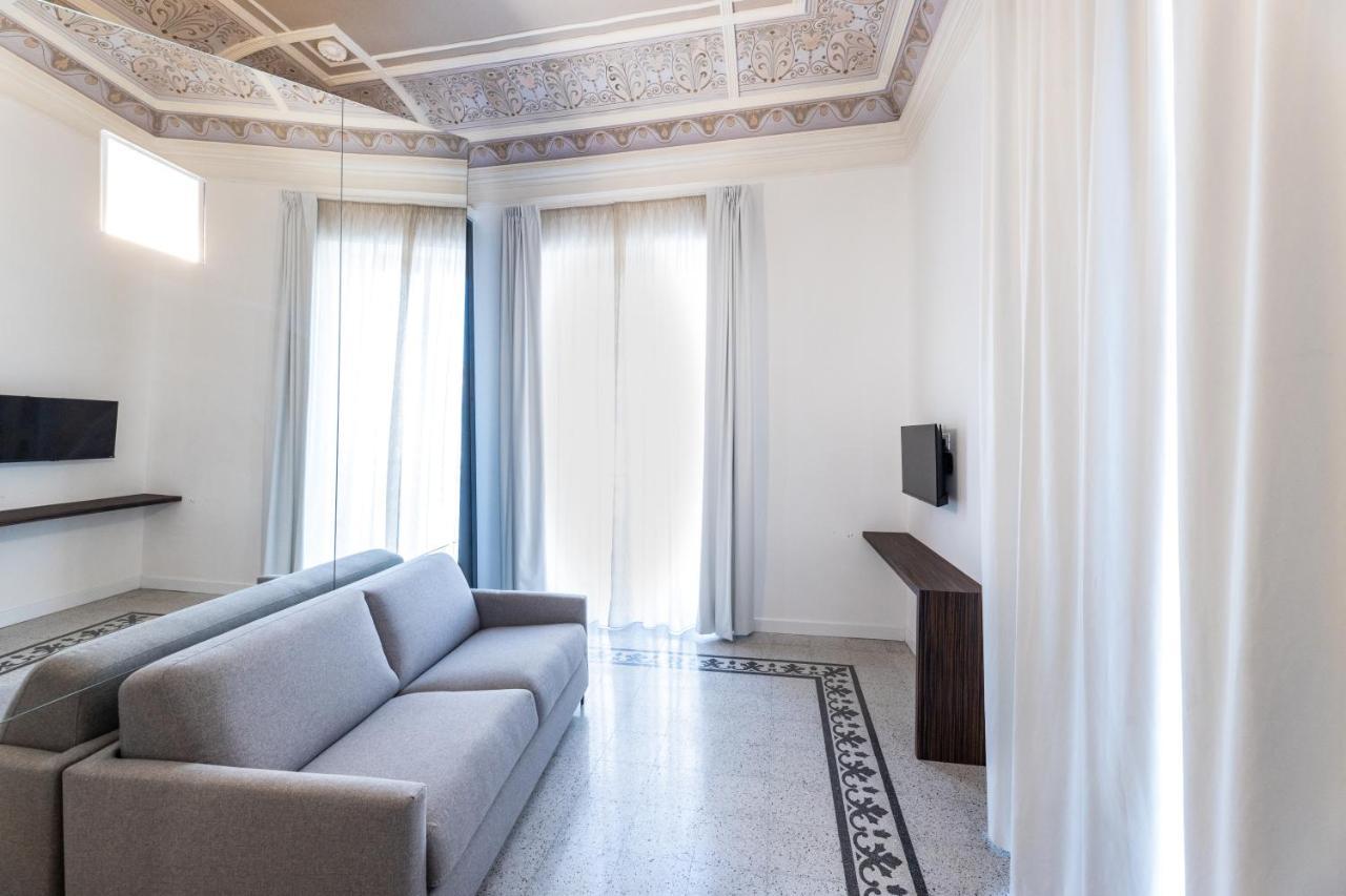 Riflessi Acireale Palace Suites 外观 照片